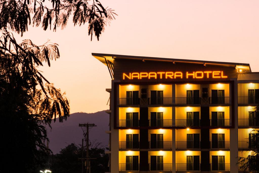 Napatra Hotel Chiang Mai Exterior foto